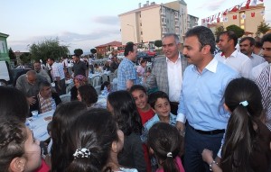 Çorum Belediyesi Akkent iftar Muzaffer Külcü (2)