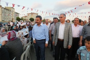 Çorum Belediyesi Akkent iftar Muzaffer Külcü (5)