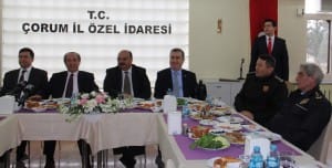 VALİ KARA’DAN TURİZM VURGUSU ÇORUM VALİSİ AHMET KARA; “TURİZM ÇIKMAZINI HEP BİRLİKTE AŞMALIYIZ”