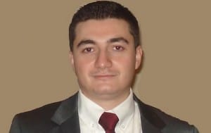 KI?IN C?LD? KORUMANIN PÜF NOKTALARI H?T?T ÜN?VERS?TES? TIP FAKÜLTES? DER? VE ZÜHREV? HASTALIKLAR ANAB?L?M DALI BA?KANI YRD. DOÇ. DR. ENG?N ?ENEL: ?KI?IN C?LD? KORUMAK ?Ç?N BOL SIVI TÜKETMEL? VE NEMLEND?R?C? KULLANMALIYIZ? ?HER MEYVE VE SEBZEY? MEVS?M?NDE VE TAZE OLARAK TÜKETMEYE, DO?AL BESLENMEYE D?KKAT ETMEL?Y?Z"