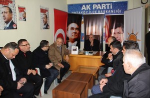 USLU VE BEK?RO?LU?NDAN ORTAKÖY Z?YARET? AK PART? ÇORUM M?LLETVEK?L? VE TBMM ?DARE AM?R? SAL?M USLU; ?ORTAKÖY?ÜN KAYBOLAN YILLARINI TELAF? ED?YORUZ? AK PART? ÇORUM ?L BA?KANI RUM? BEK?RO?LU; ?M?LLETLE ARAMIZA K?MSE G?REMEZ?