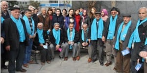 ?HA VE TÜRK?YE GAZETES??NDEN BEK?RO?LU?NA Z?YARET AK PART? ÇORUM ?L BA?KANI RUM? BEK?RO?LU; ?28 ?UBAT?IN ?ZLER?N? AK PART? S?LD??
