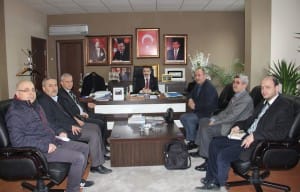 ?HA VE TÜRK?YE GAZETES??NDEN BEK?RO?LU?NA Z?YARET AK PART? ÇORUM ?L BA?KANI RUM? BEK?RO?LU; ?28 ?UBAT?IN ?ZLER?N? AK PART? S?LD??