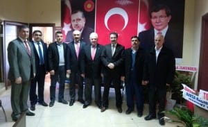 CHP?L? BA?KANDAN AK PART??YE KUTLAMA Z?YARET