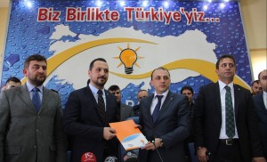 FINDIK, AK PART??DEN ADAY AK PART? ÇORUM M?LLETVEK?L? ADAY ADAYI SAL?H OSMAN FINDIK; ?ÇORUM HALKININ TÜRK?YE BÜYÜK M?LLET MECL?S?NDEK? GENÇ, D?NAM?K VE ENERJ? DOLU SES? OLMAK AMACIYLA BU H?ZMETE TAL?P OLDUM?