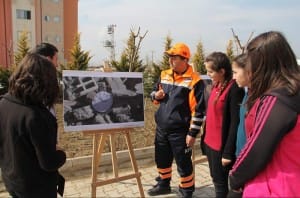 ÇORUM AFAD?TAN DEPREM E??T?M? SEFERBERL???