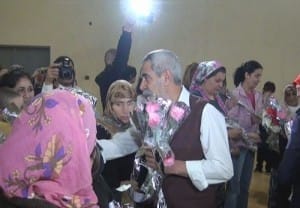T?YATRO PERDES? MAHKUMLAR ?Ç?N AÇILDI ÇORUM CEZAEV?NDE 'SON KU?LAR' T?YATRO OYUNU SAHNELEND?