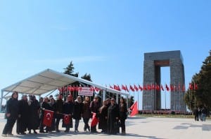SUNGURLULU BAYANLAR ÇANAKKALE?Y? GEZD?