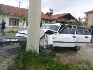 ÇORUM'DA TRAF?K KAZASI: 1 YARALI