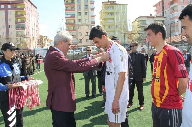 ÇORUM EMN?YET MÜDÜRLÜ?Ü?NDEN FUTBOL TURNUVASI ?UBELERARASI DÜZENLENEN TURNUVADA ÇEV?K KUVVET ?UBE MÜDÜRLÜ?Ü ?AMP?YON OLDU