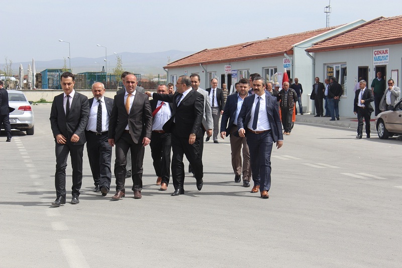 kamyoncular garajı (2)