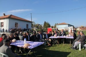 ÖMERBEY KÖYÜ?NDE KUTLU DO?UM HAFTASI ETK?NL?KLER? ÇORUM ?L MÜFTÜSÜ MEHMET A?IK; ?KARDE?L???M?Z? MUHAFAZA ETMEN?N YOLU ALLAH?I, PEYGAMBER EFEND?M?Z? VE YÜCE D?N?M?Z? ?Y? ANLAMAK VE ANLATMAKTAN GEÇ?YOR?