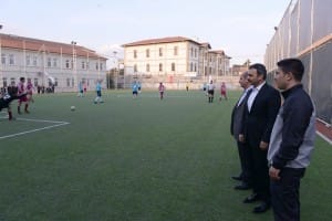 kÃ¼lcÃ¼ takÄ±mlarÄ± yalnÄ±z bÄ±rakmadÄ±