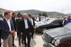 OSMANCIK'TA ?K?NC? EL OTO PAZARI AÇILDI