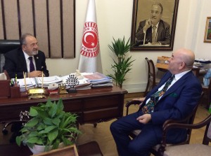 ÜNLÜ MODACIDAN AK PART?L? USLU?YA Z?YARET AK PART? ÇORUM M?LLETVEK?L? VE TBMM ?DARE AM?R? SAL?M USLU; ?AMACIMIZ ÇORUM TUR?ZM?N? DAHA DA ?LER?YE TA?IMAKTIR?