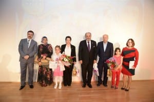 SAYGI?YI RESMETT?LER ÇORUM BELED?YES? GENÇL?K MERKEZLER? TARAFINDAN TÜRK?YE GENEL?NDE DÜZENLENEN ?SAYGI? KONULU RES?M YARI?MASI RES?M SERG?S? AÇILI?I VE ÖDÜL TÖREN? YAPILDI ÇORUM BELED?YE BA?KANI MUZAFFER KÜLCÜ; ?TÜRK?YE, 2023 HEDEF?NE GENÇLERLE ULA?ACAK?