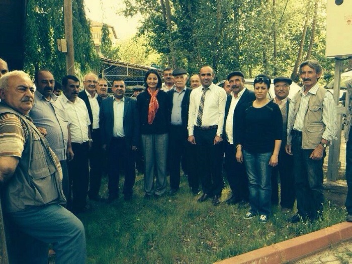 11289873_10204164826422782_1121444609_n