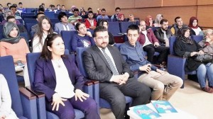 CER?TO?LU?NDAN GENÇLERLE B?R ARAYA GELD? AK PART? ÇORUM M?LLETVEK?L? ADAYI LÜTF?YE ?LKSEN CER?TO?LU KURT; ?TÜRK?YE?N?N GELECE BUGÜNDEN DAHA GÜZEL OLACAK?