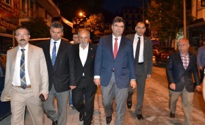 M?LL? E??T?M BAKAN YARDIMCISI ERDEM?DEN ?SK?L?P?E Z?YARET AK PART? ÇORUM M?LLETVEK?L? VE TBMM ?DARE AM?R? SAL?M USLU; ?H?ZMET ETMEY?, H?ZMET GET?RMEY? VE H?ZMET ÜRETMEY?, VAH?T KAYRICI?DAN ?Y? B?L?R?M? M?LL? E??T?M BAKAN YARDIMCISI ORHAN ERDEM; ?TÜRK?YE C?DD? B?R ?LERLEME KAYDED?YOR? AK PART? ÇORUM M?LLETVEK?L? ADAYI ?LKSEN CER?TO?LU; ?M?LLETLE BERABER YÜRÜDÜ?ÜMÜZ ?Ç?N BA?ARILIYIZ?