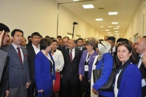 BAKAN I?IK?TAN ARA?TIRMA GÖREVL?LER?NE MÜJDE H?T?T ÜN?VERS?TES? B?L?M, TEKN?K, ARA?TIRMA VE UYGULAMA MERKEZ??N?N AÇILI?INDA KONU?AN B?L?M, SANAY? VE TEKNOLOJ? BAKANI F?KR? I?IK: ???MD? ARA?TIRMA YAPAN HOCALARIMIZIN DA EMEKLER?N?N KAR?ILI?INI BULMASI ?Ç?N BAZI DÜZENLEMELER? HAYATA GEÇ?R?YORUZ? ?KANUNU MECL?SE SEVK ETT?K AMA YET??MED?. ?NANIYORUM K? MECL?S AÇILDIKTAN SONRA ?LK ???M?Z? ARGE YAPAN HOCALARIN ELDE ETT??? ÜRETT??? DE?ER?N YÜZDE 85'?N? KEND? CEB?NDE BIRAKACAK"