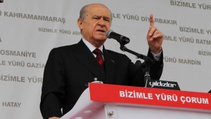 MHP L?DER? BAHÇEL? ÇORUM?DA MHP GENEL BA?KANI DEVLET BAHÇEL?: ?AK PART? DÖNEM?NDE DI? BORÇ 270 M?LYAR DOLAR ARTTI. BUNU NASIL ?ZAH EDECEK? ?AK PART? ALDI?I OYLARI KÖTÜ KULLANDI. ÜLKEN ?Ç?N M?LLET?N ?Ç?N GELECE??N BU DEFA B?RL?KTE YÜRÜYEL?M. CHP?YE OY VERENLER GEL?N BU DEFA B?Z?MLE YÜRÜYÜN? ?B?R ZAMANLAR K?MSES?ZLER?N K?MSES?Y?M D?YEN ADAM ??MD? K?NDARLARIN KUTBU, HARAM Y?YENLER?N KORUYUCUSUDUR?