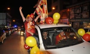 galatasaray sevinç (2)