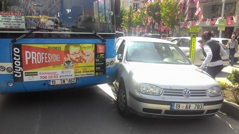 özel halk otobüsü kaza (1)