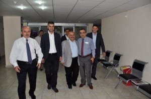 ?LLER BANKASI?NDAN BA?KAN ÜNLÜ?YE Z?YARET
