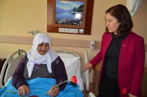 CER?TO?LU?NDAN OSMANCIK ÇIKARMASI AK PART? ÇORUM M?LLETVEK?L? ADAYI ?LKSEN CER?TO?LU; ?TÜRK?YE 2002 YILINDAN BU YANA GERÇEKLE?T?RD??? ?SESS?Z DEVR?M?LE KABU?UNU KIRDI?