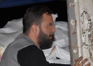215 B?N PAKET KAÇAK S?GARAYLA YAKALANAN 2 K???YE ADL? KONTROL