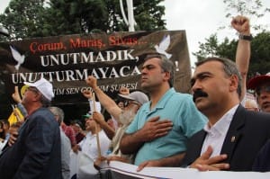 ÇORUM OLAYLARINDA HAYATINI KAYBEDENLER ANILDI