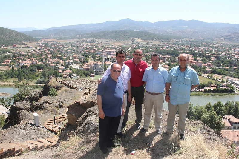 OSMANCIK DERNE??'NDEN BA?KAN KARATA?'A Z?YARET