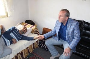 BA?KAN ?AH?NER'DEN ANLAMLI YARDIM