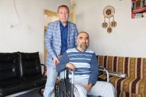 BA?KAN ?AH?NER'DEN ANLAMLI YARDIM