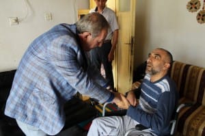 BA?KAN ?AH?NER'DEN ANLAMLI YARDIM