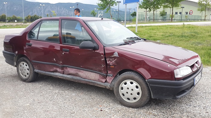 KARGI?DA TRAF?K KAZASI: 1 YARALI