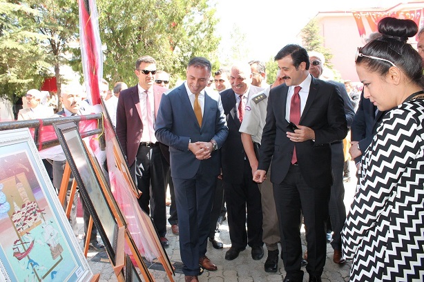 AÇILIŞA PROTOKOL ÜYELERİ KATILDI (SERKAN ŞANSEVER/ÇORUM-İHA)