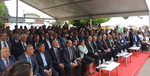 ÇORUM TİCARET BORSASI BAŞKANI ALİ BEKTAŞ VE MECLİS BAŞKANI MUSTAFA BOYRAZ GAZİANTEP'TE DÜZENLENEN BULGUR FESTİVALİNE KATILDI (İHA/ÇORUM-İHA)