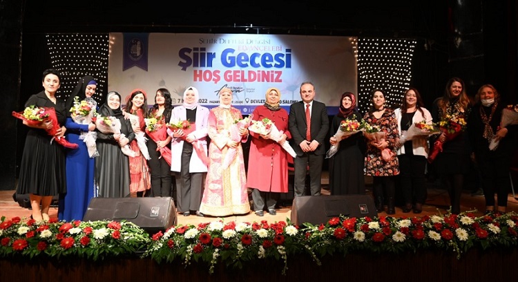 Şiir tadında bir gece düzenlendi