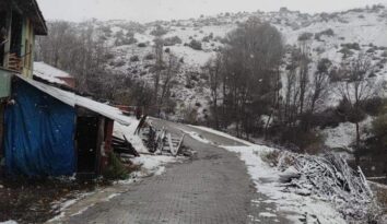 Çorum’a yılın ilk karı düştü