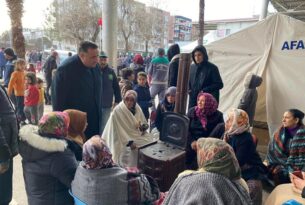 Milletvekili Kaya deprem bölgesine gitti