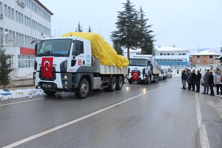 Ortaköy’den deprem bölgesine yardım