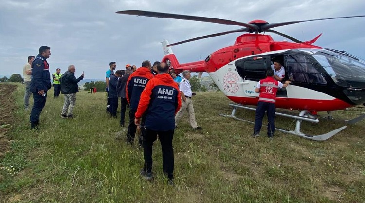 Kaybolan kadın helikopterle kurtarıldı