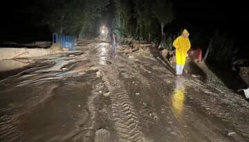 Çorum’da sağanak ve rüzgar etkili oldu