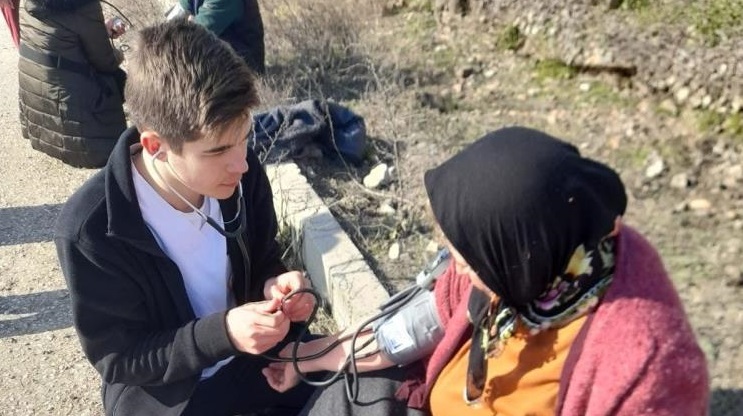 Öğrencilerden gönüllere dokunan projeler